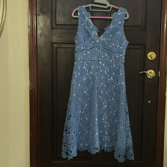Vineyard Vines 144th Kentucky Derby dress - Picture 5 of 7